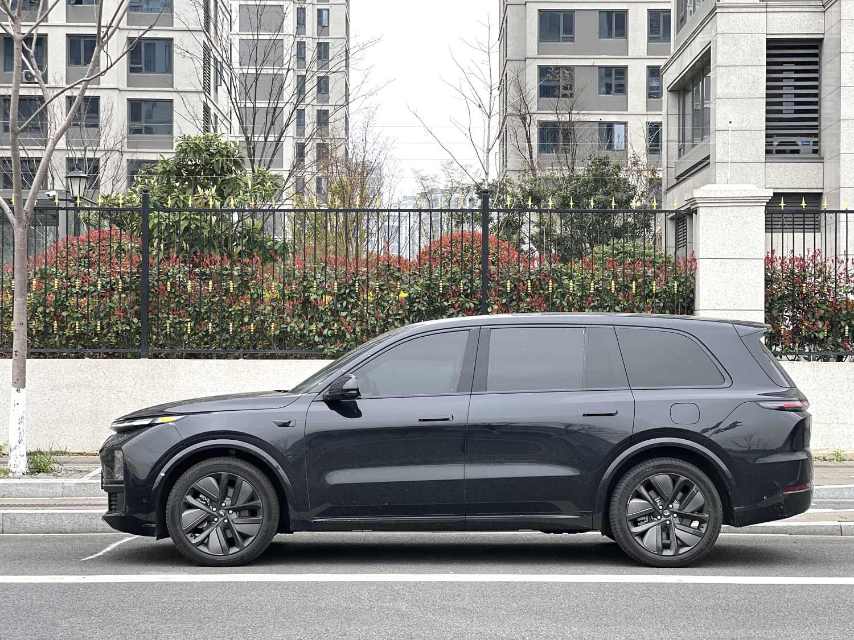 Li Auto L (Liter) 9 Pro