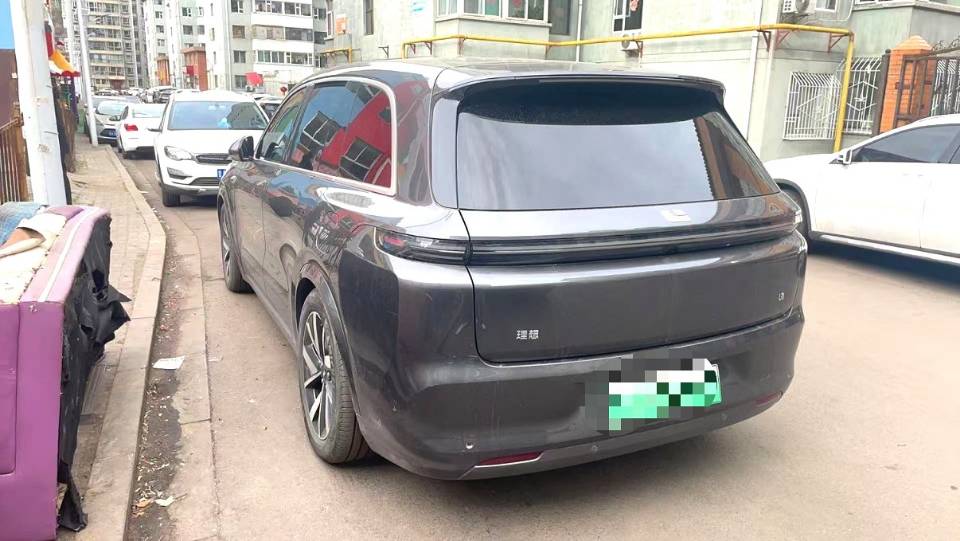 Li Auto L (Liter) 8 Pro