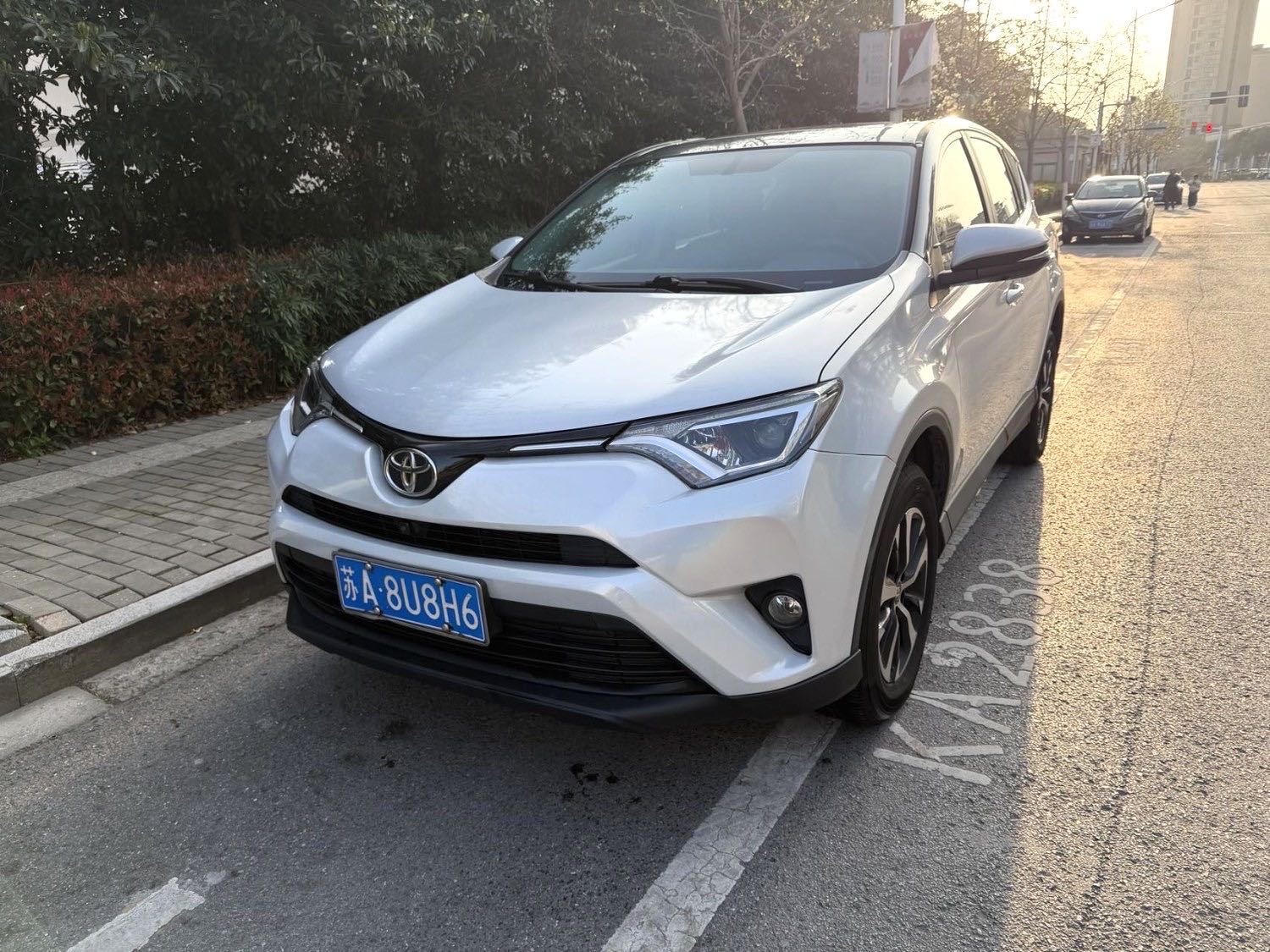Toyota RAV 4 2.0L CVT 2WD V