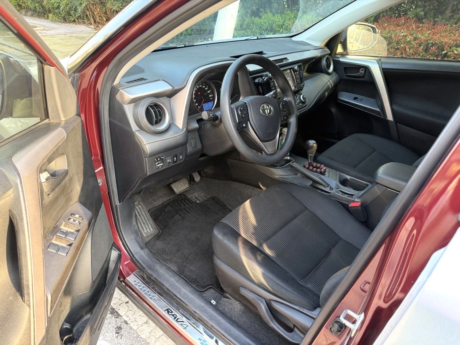 RAV 4 荣放 Model Year 2.0L CVT 两驱风尚版 国 V