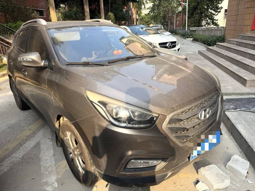 北京现代 ix 35 Model Year 2.0L 自动两驱智能型 GLS 国 V
