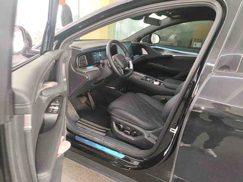 BYD 07 Electric Vehicle 610