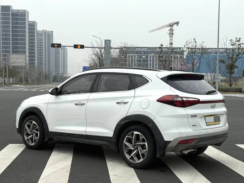 途胜 Model Year 280TGDi 双离合两驱时尚版 国 V