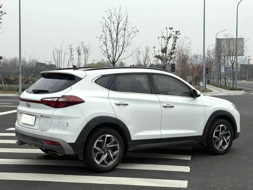 途胜 Model Year 280TGDi 双离合两驱时尚版 国 V
