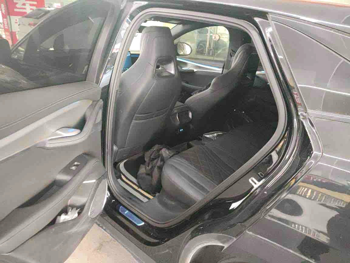 Электромобиль BYD 07 610