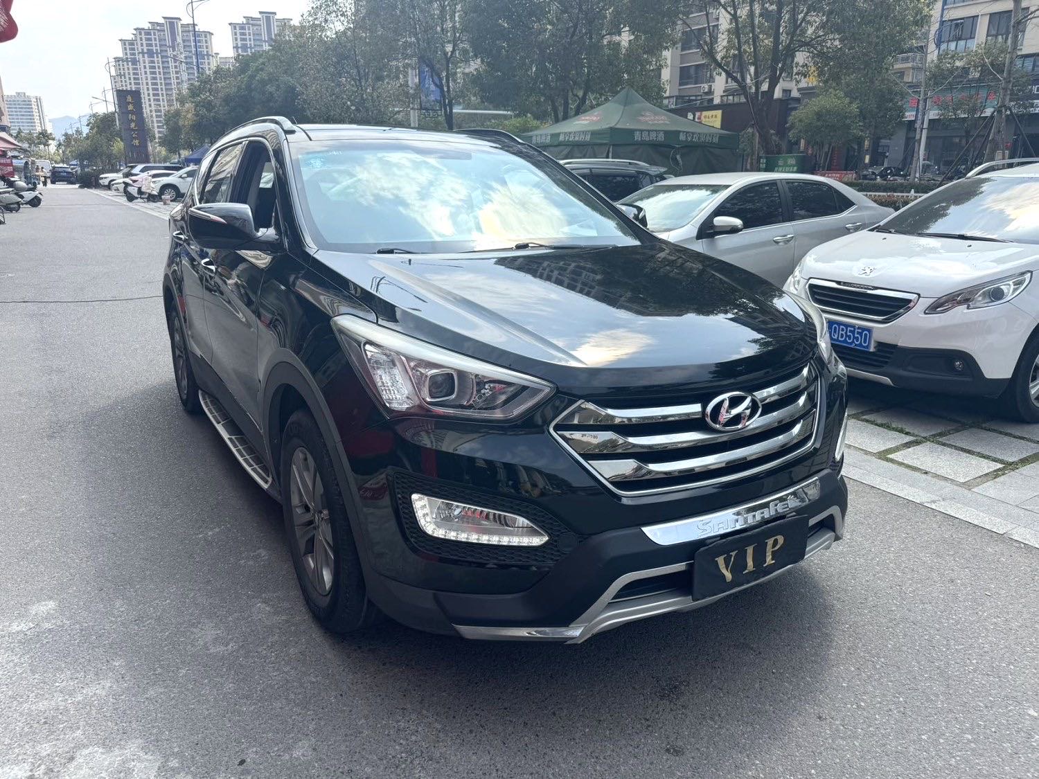 Hyundai Santa Fe 2,4 л, автоматическая коробка передач, передний привод, 5 мест