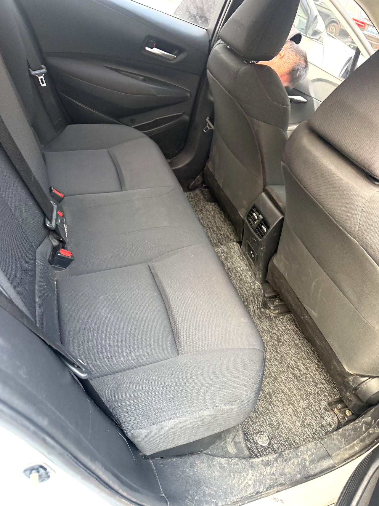 卡罗拉 Model Year 双擎 1.8L E CVT 先锋版