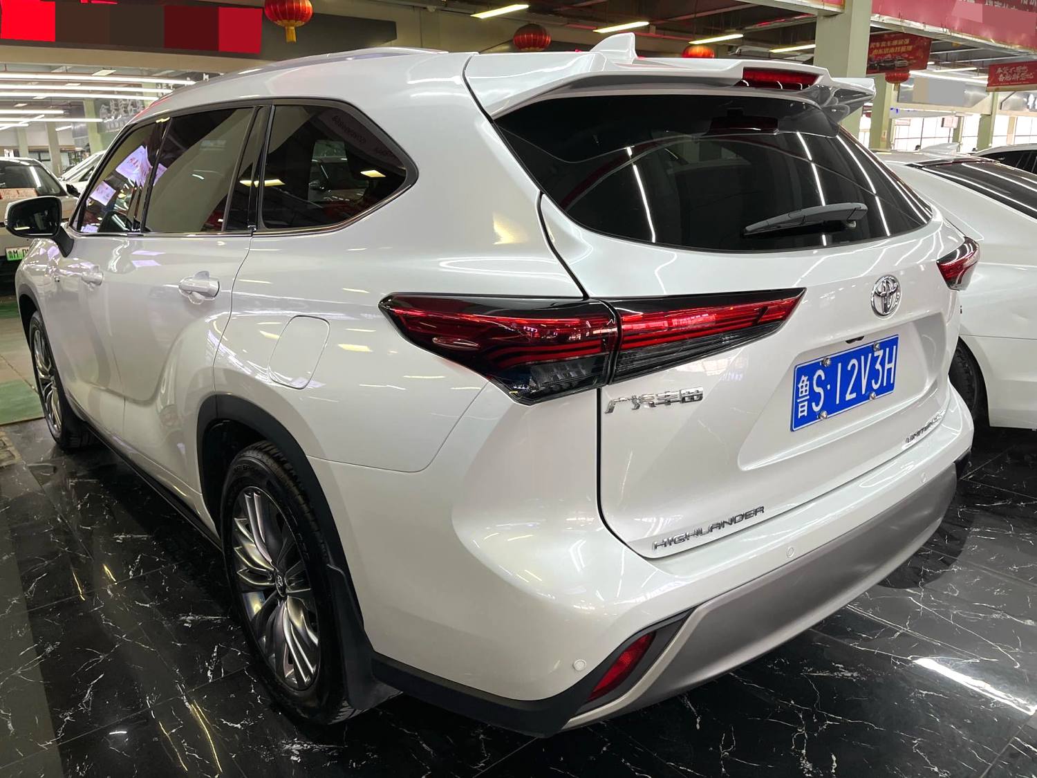 Toyota Highlander 2.5L Hybrid2WDPremium 7 Seats