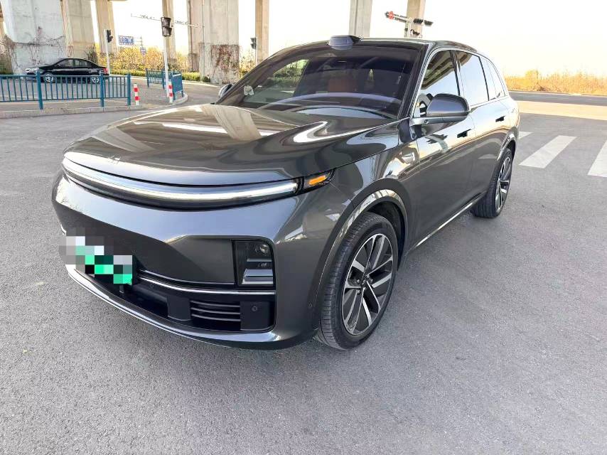 Li Auto L (Liter) 7 Ultra