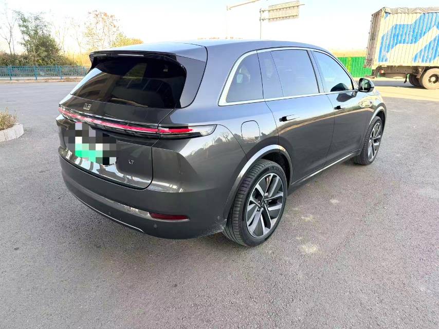 Li Auto L (Liter) 7 Ultra