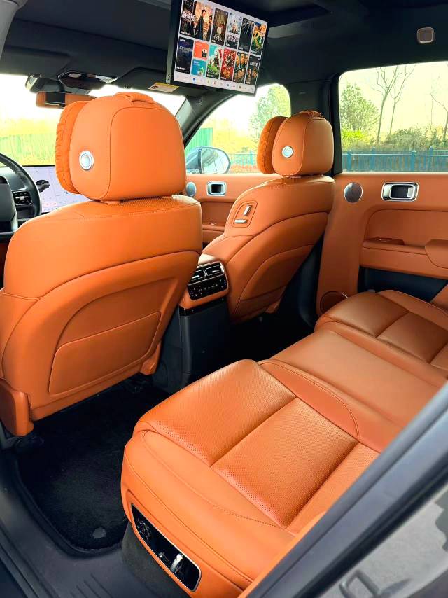 Li Auto L (Liter) 7 Ultra