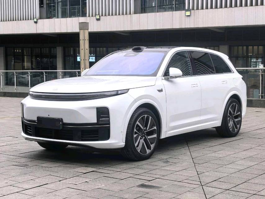 Li Auto L (Liter) 7 Ultra