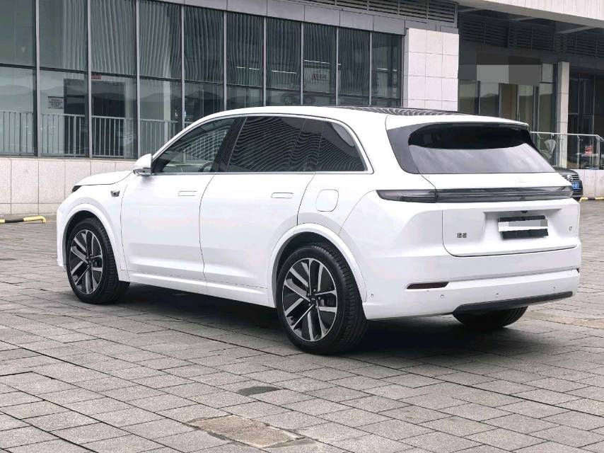 Li Auto L (Liter) 7 Ultra