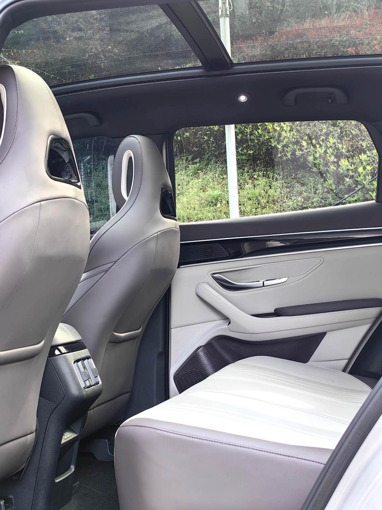 BYD PLUS New Energy Electric Vehicle 520km Luxury