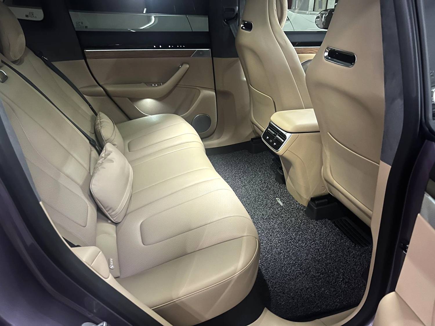 Luxeed R 7 Electric 802km Max