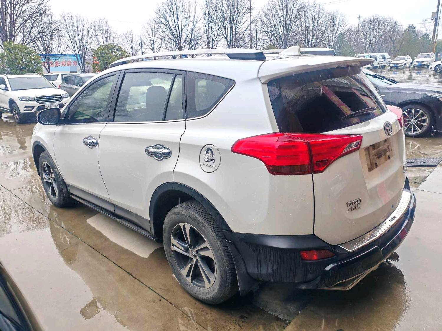 Toyota RAV 4 2.0L CVT 2WD