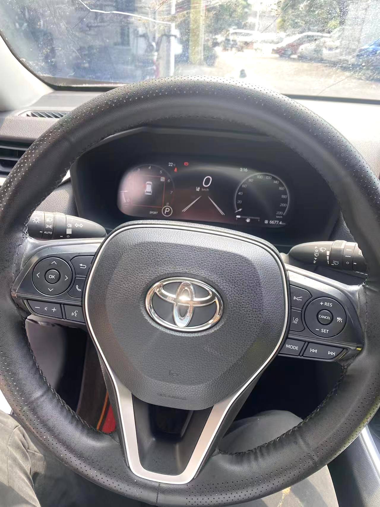Toyota RAV 4 2.0L CVT 2WD 20