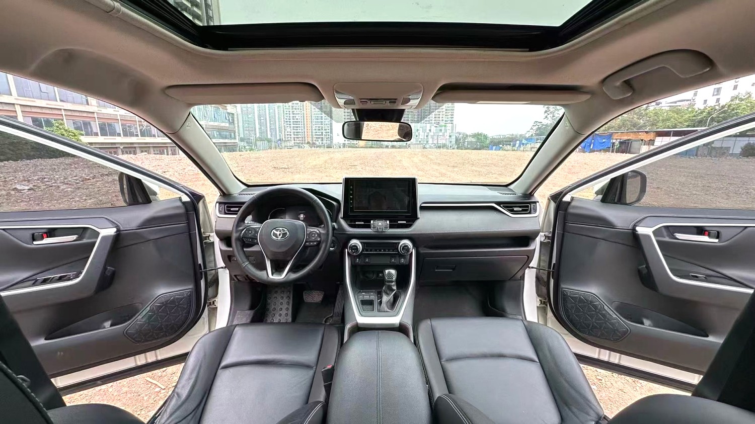 Toyota RAV 4 2.0L CVT 2WD PLUS Version