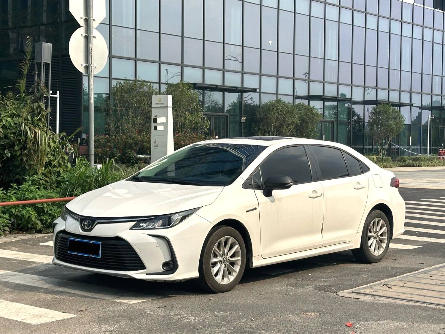 Toyota Corolla 1.8L Hybrid