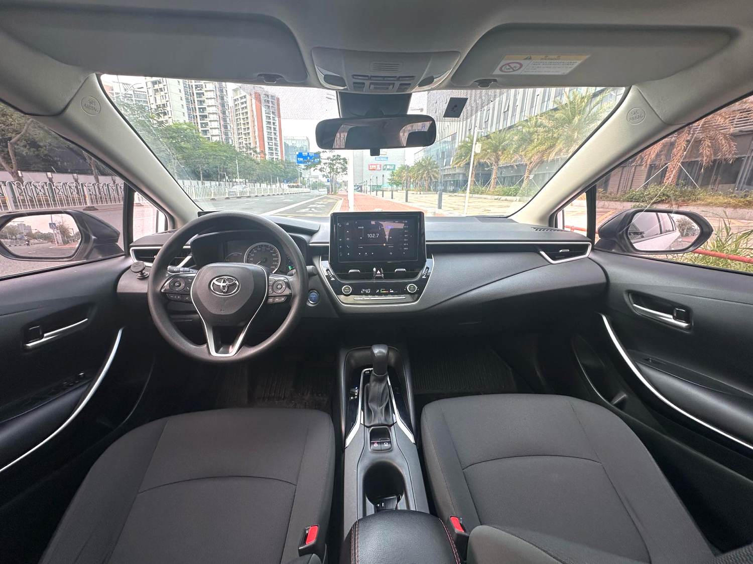 Toyota Corolla 1.8L Hybrid