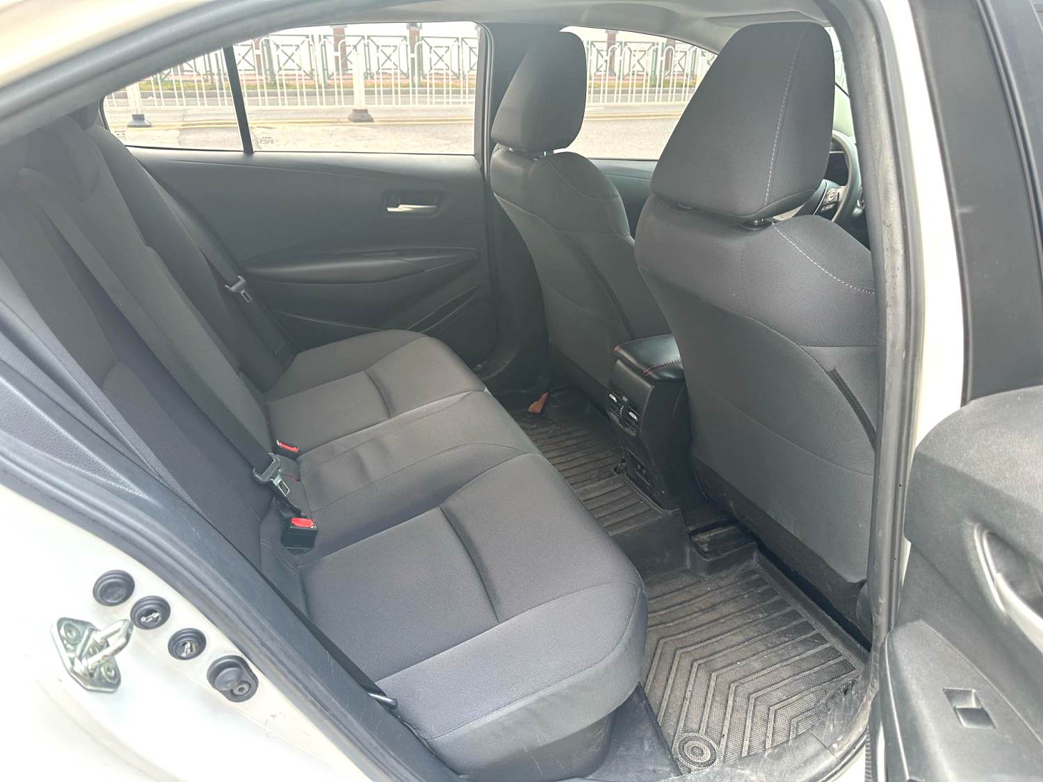 Toyota Corolla 1.8L Hybrid