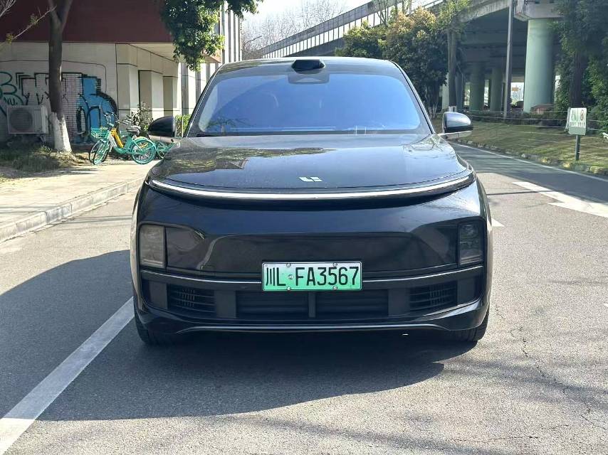 Li Auto L (Liter) 8 Ultra