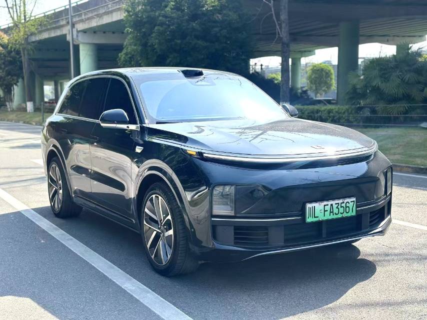 Li Auto L (Liter) 8 Ultra