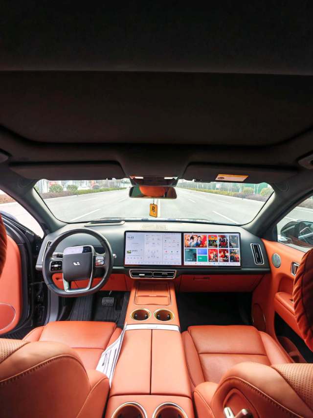 Li Auto L (Liter) 8 Pro