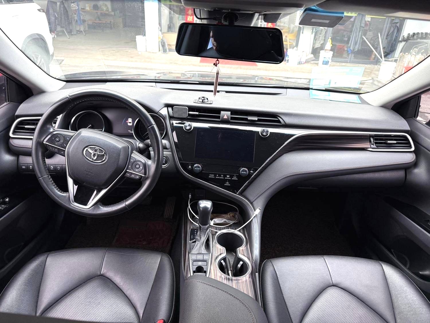 Toyota Camry Facelift 2.5G Luxury