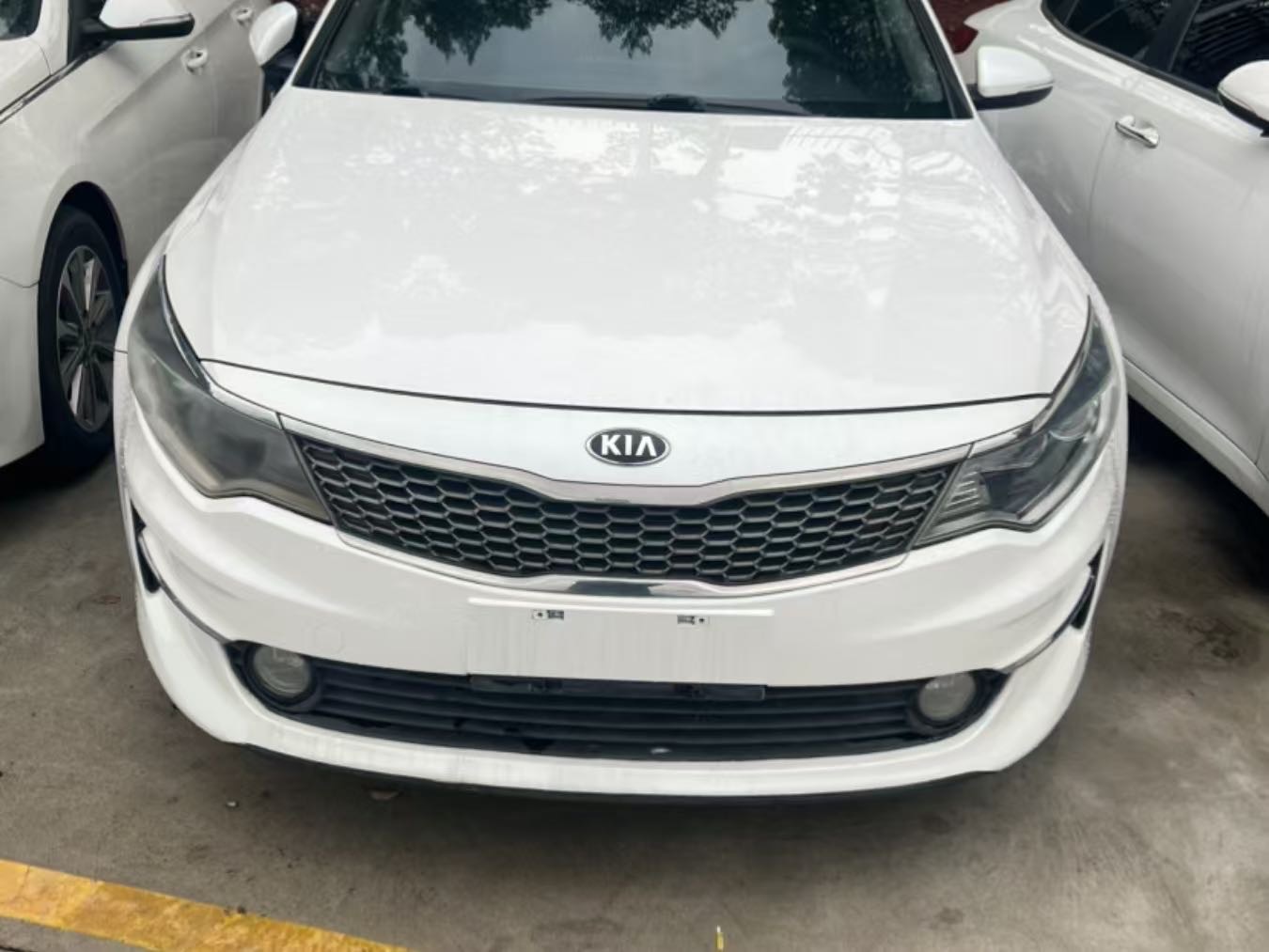 Kia K 5 2.0L Automatic GL