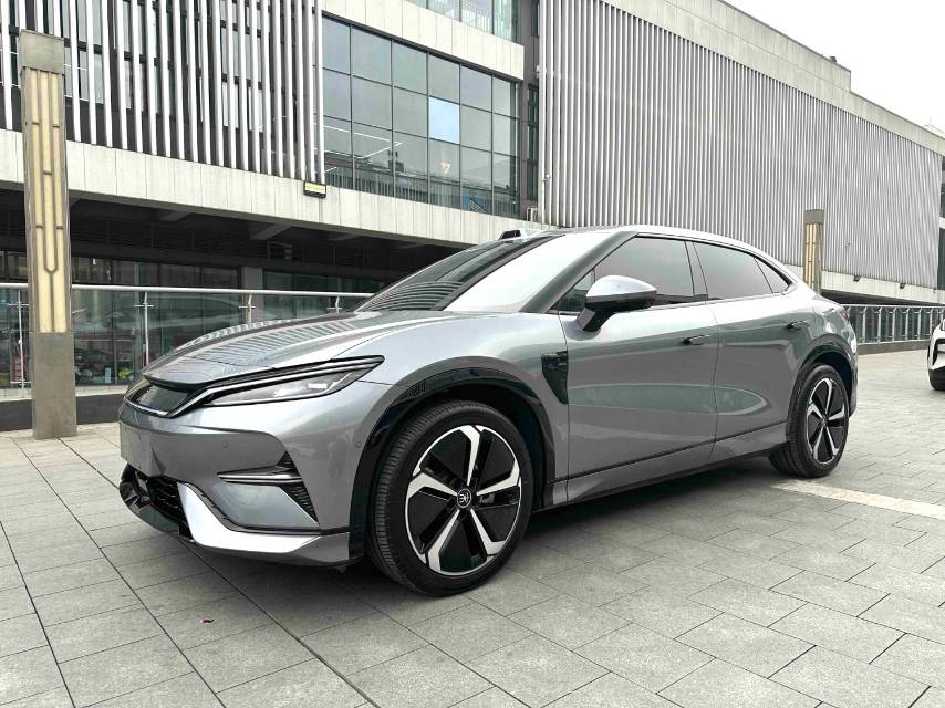 BYD L (Liter) — электромобиль с запасом хода 602 км и полным приводом
