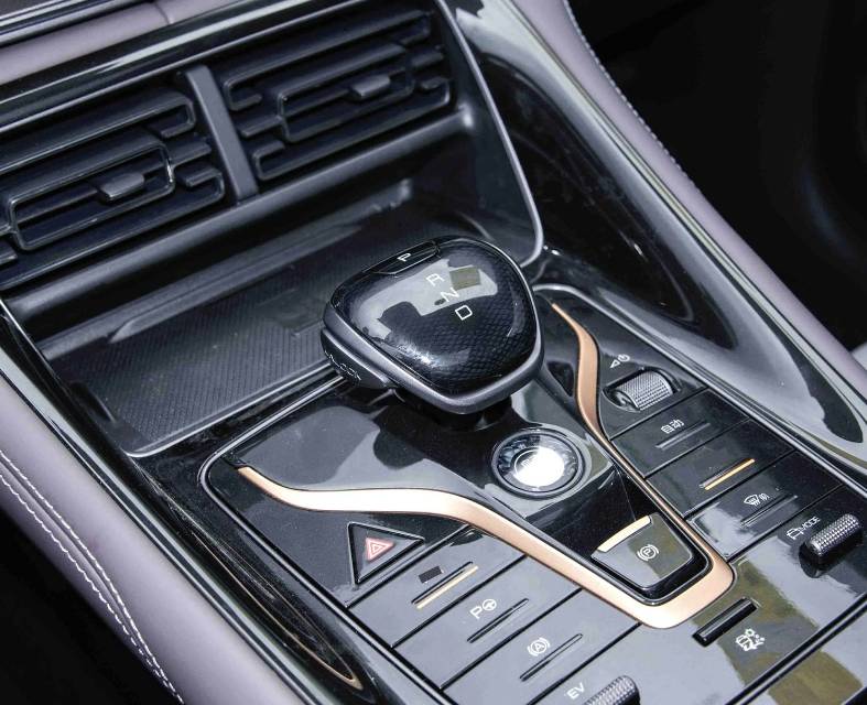 BYD 07 DM i 100KM Premium
