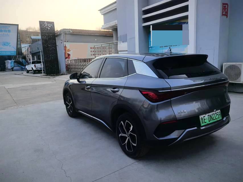 BYD PLUS 510KM