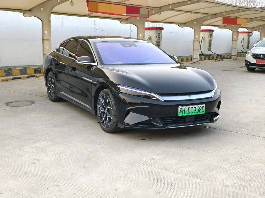 BYD Electric Vehicle 605KM