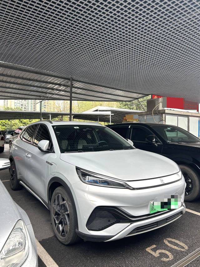 BYD PLUS 510KM Flagship