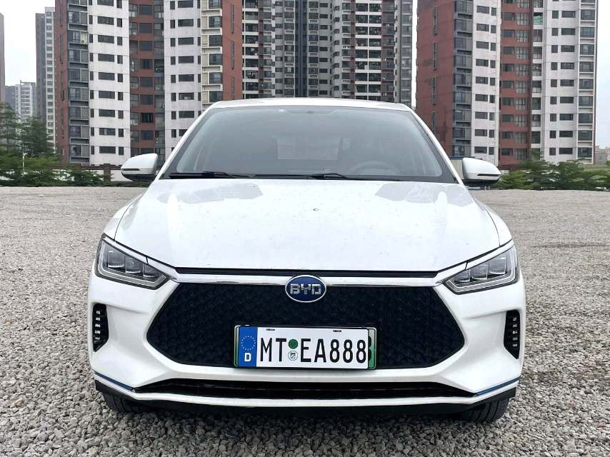 BYD e 2
