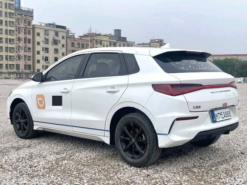BYD e 2