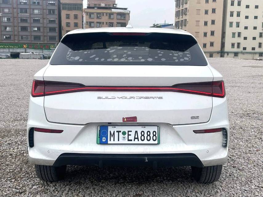 BYD e 2
