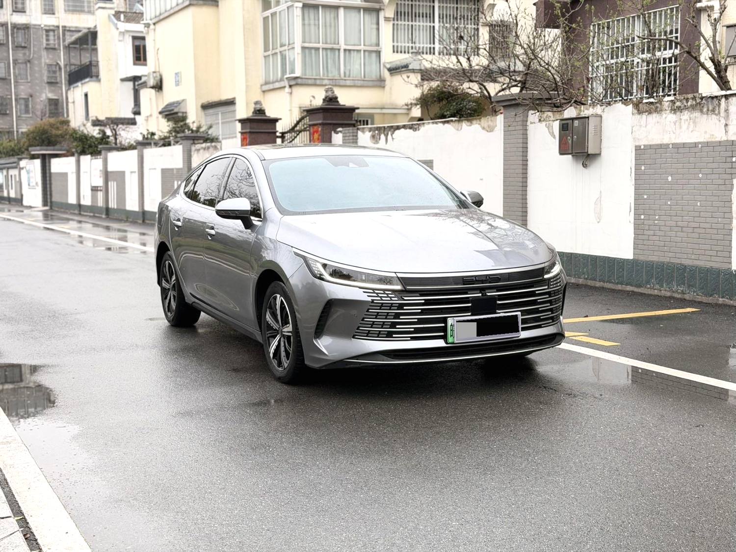 BYD 05 DM i 55KM Premium