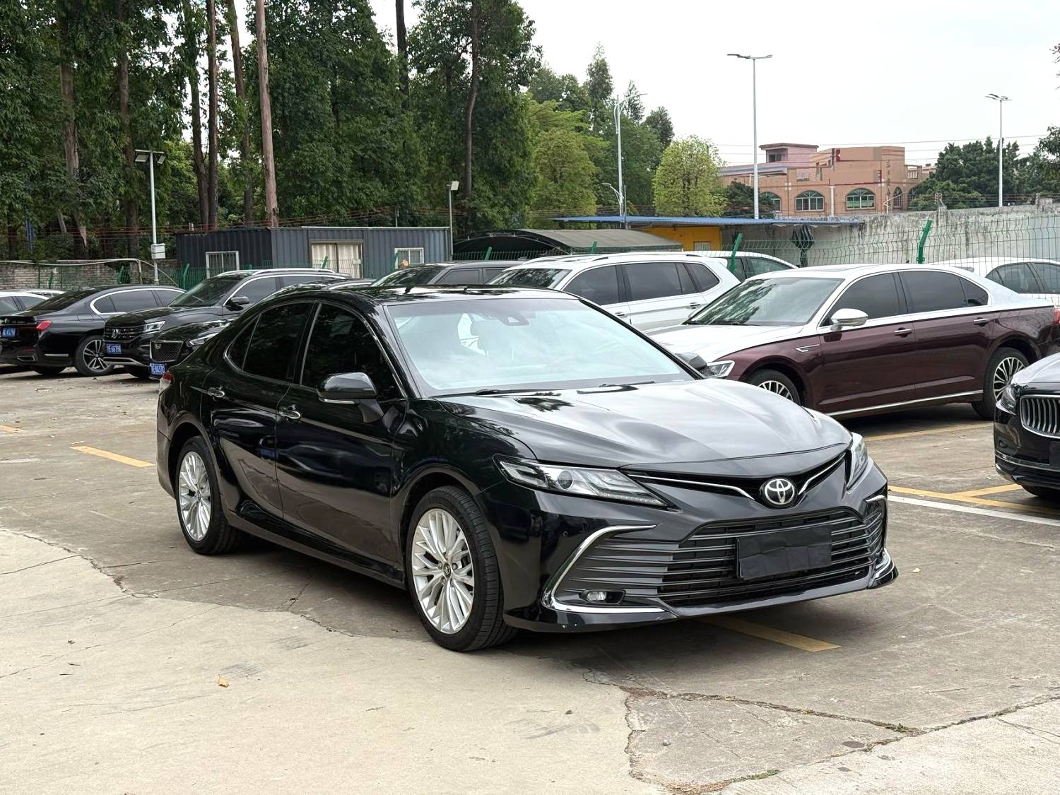 Toyota Camry 2.5G Luxury