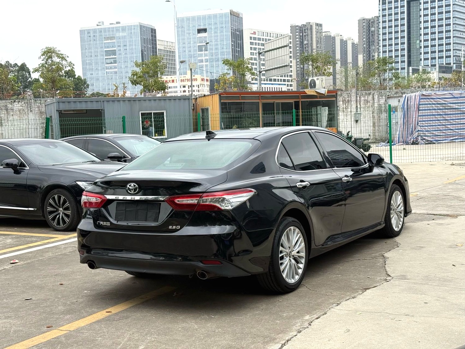 Toyota Camry 2.5G Luxury