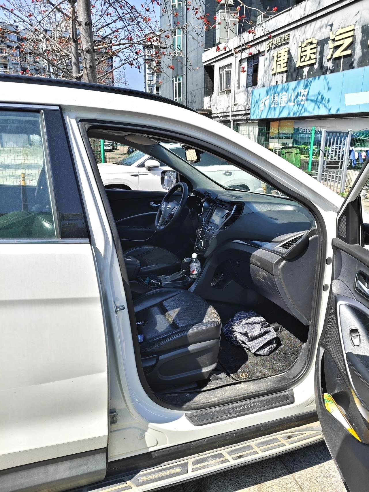 Hyundai Santa Fe 2.0T, автоматическая коробка передач, полный привод, 5 мест