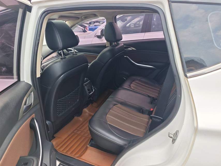 BYD DM 1.5TID 4WD