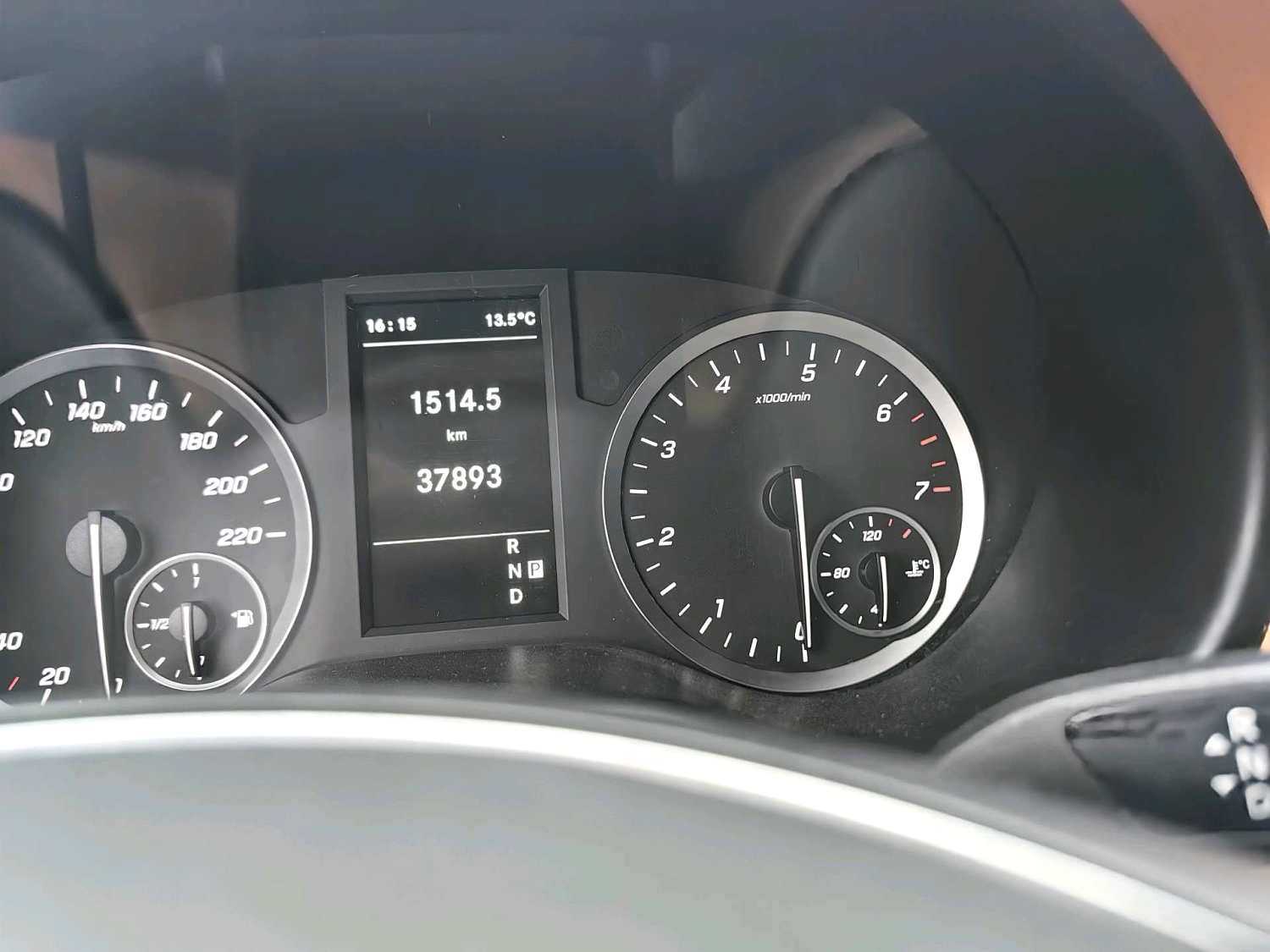 Mercedes-Benz 2.0T Elite 7 Seats