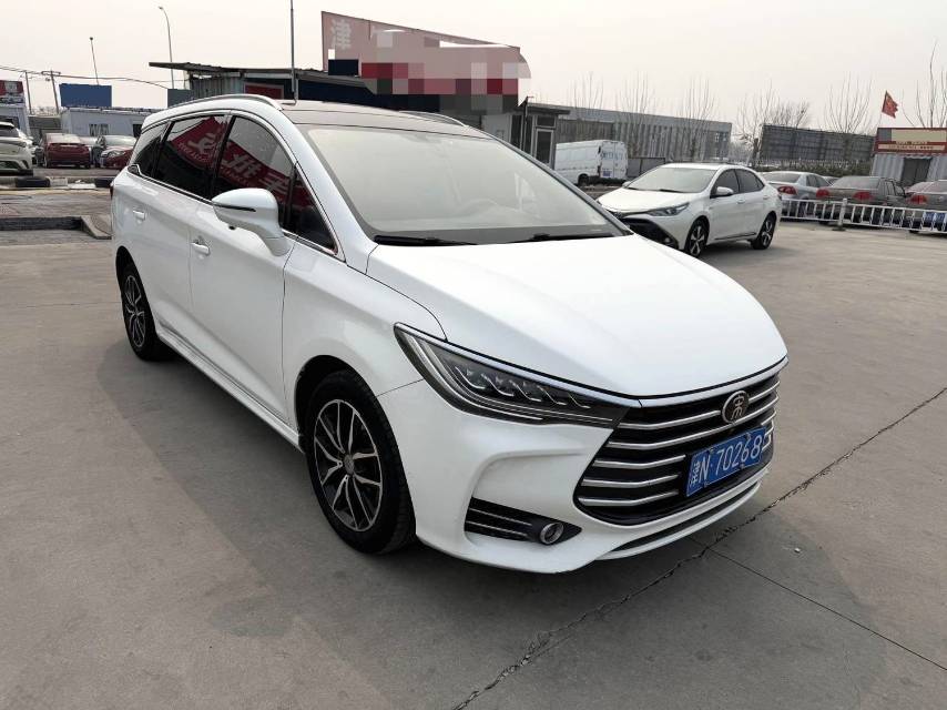 BYD MAX 1.5T Automatic 7 Seats