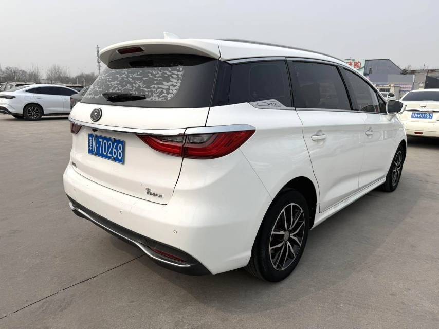 BYD MAX 1.5T Automatic 7 Seats
