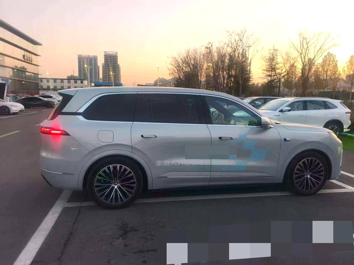 Deepal S 09 4WD Ultra