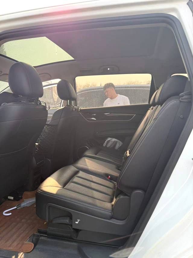BYD MAX 1.5T Automatic 7 Seats