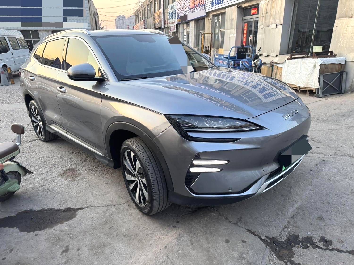 BYD PLUS New Energy Electric Vehicle 520km Premium