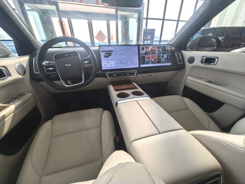 Li Auto L (Liter) 6 Pro